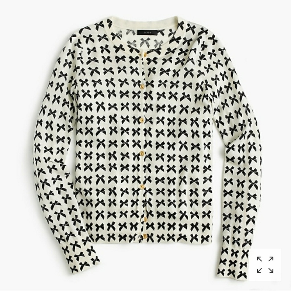 Lightweight wool Jackie cardigan sweater in bow pr